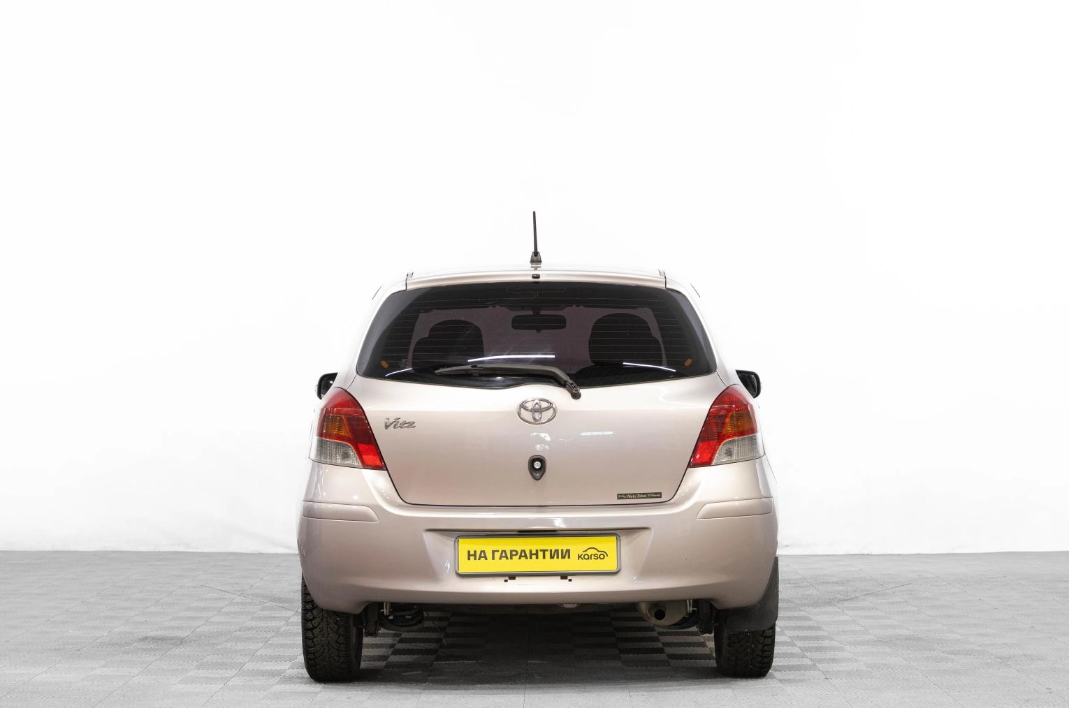 Toyota Vitz 5 из 23