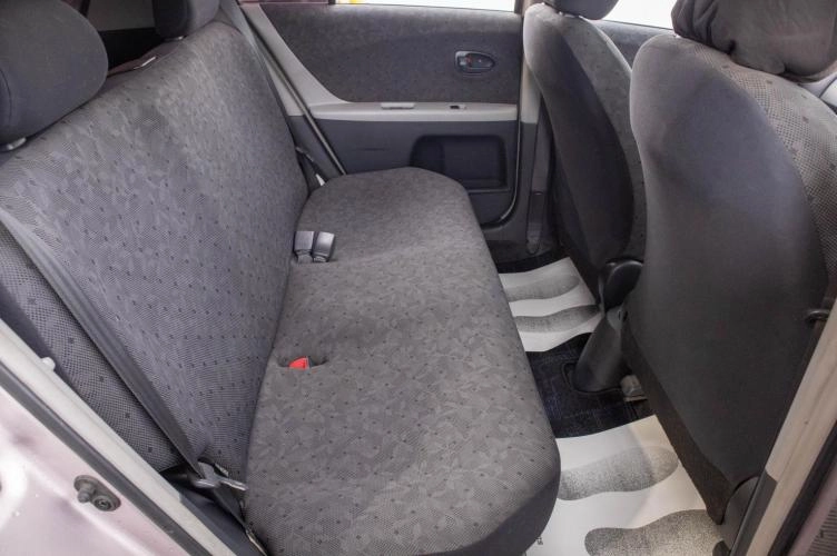 Toyota Vitz 22 из 23