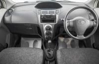Toyota Vitz 9 из 23
