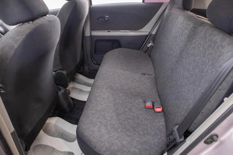 Toyota Vitz 21 из 23