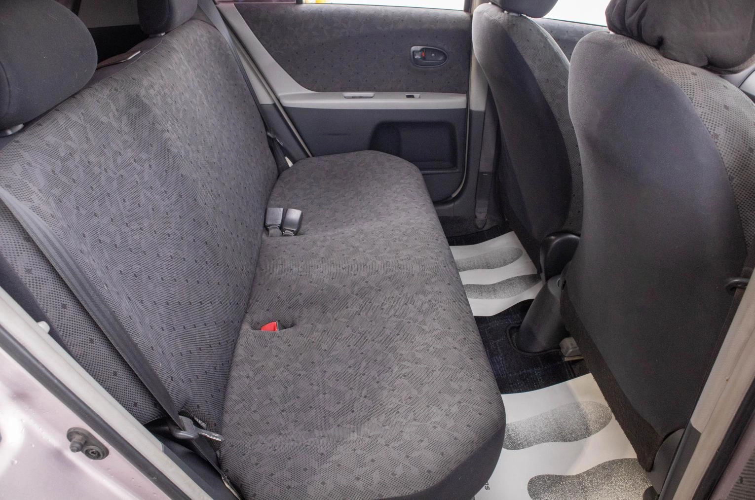 Toyota Vitz 22 из 23