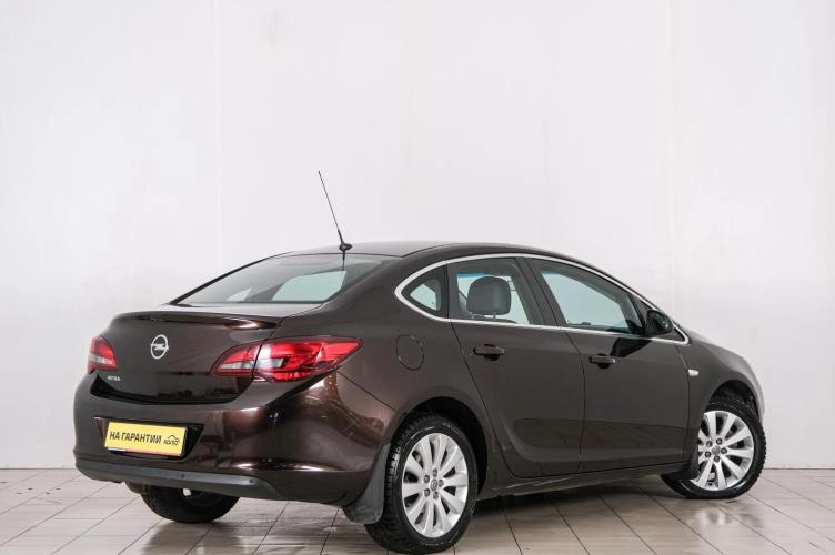 Opel Astra 6 из 6
