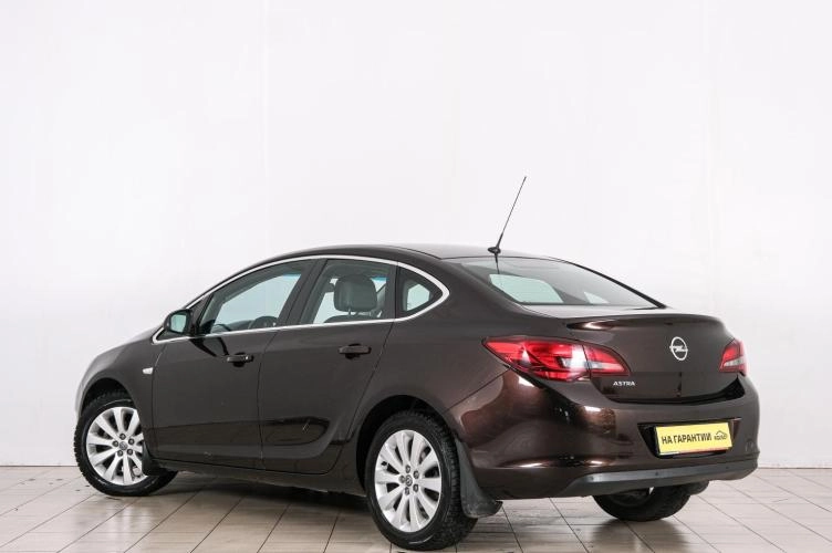 Opel Astra 4 из 6