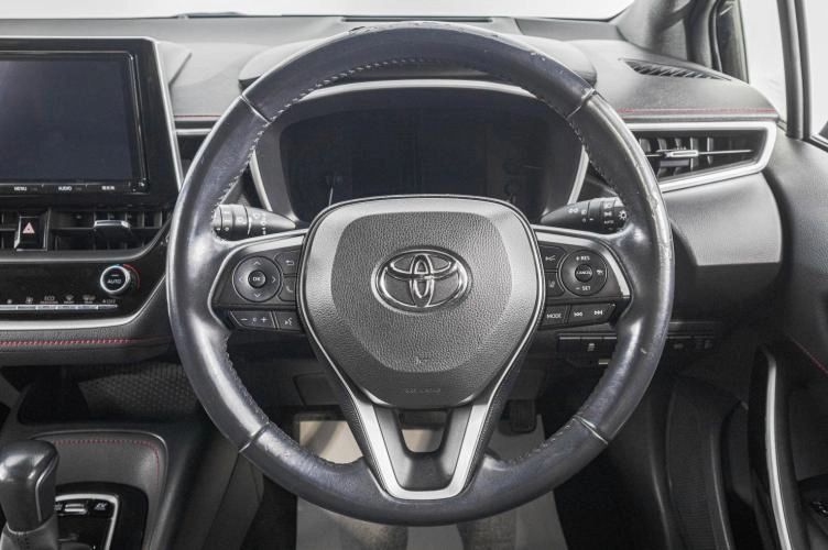 Toyota Corolla 13 из 25