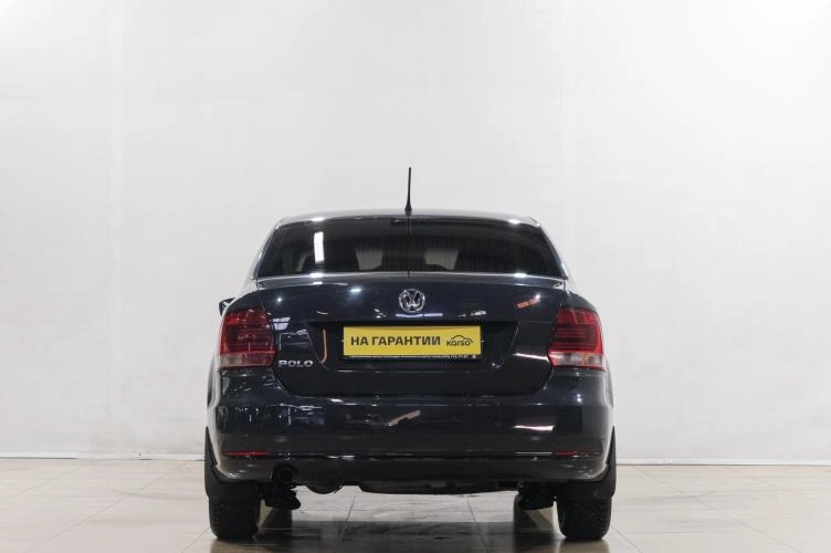 Volkswagen Polo 5 из 6