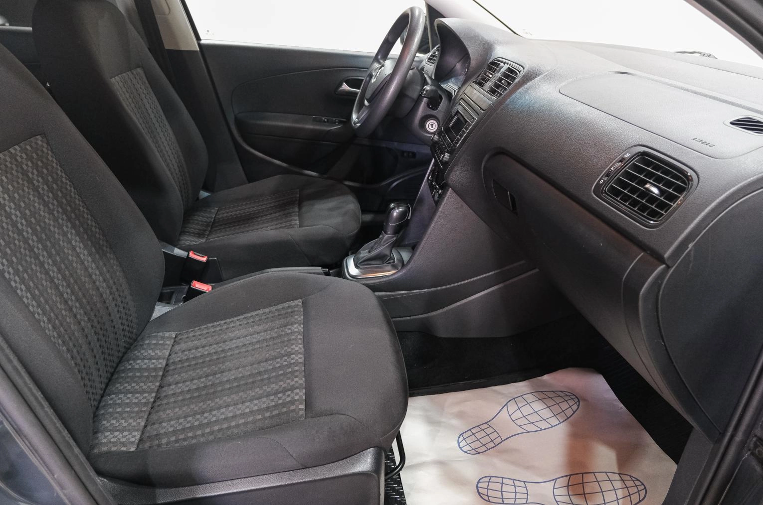 Volkswagen Polo 13 из 26