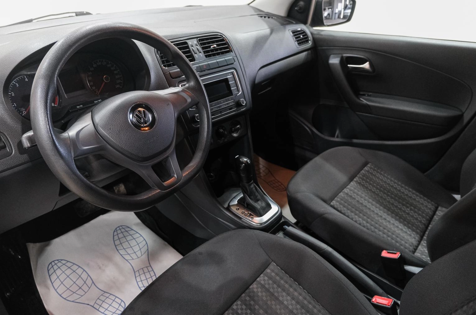 Volkswagen Polo 12 из 26