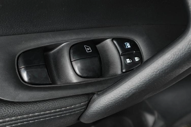 Nissan X-Trail 18 из 20