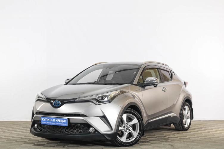Toyota C-HR 3 из 6