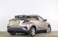 Toyota C-HR 6 из 19