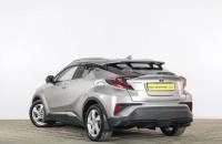 Toyota C-HR 4 из 19