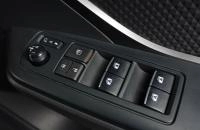 Toyota C-HR 18 из 19