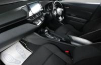 Toyota C-HR 10 из 19
