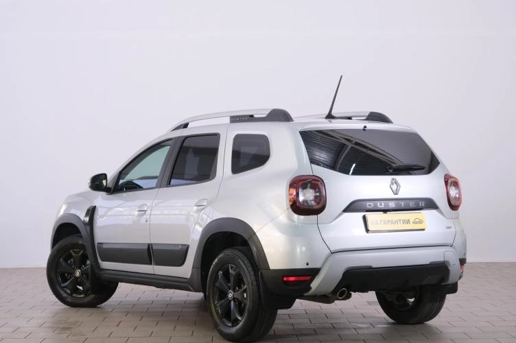 Renault Duster 4 из 6