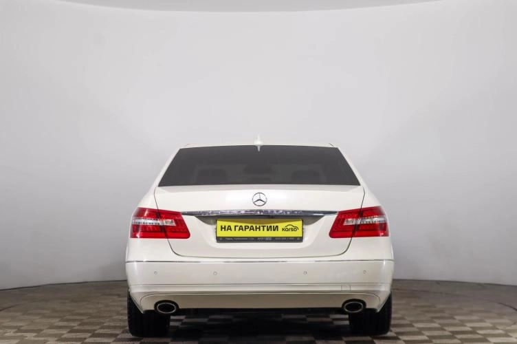 Mercedes-Benz E-класс 5 из 6