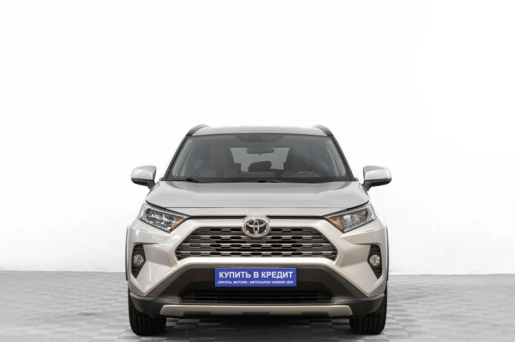 Toyota RAV4 2 из 6