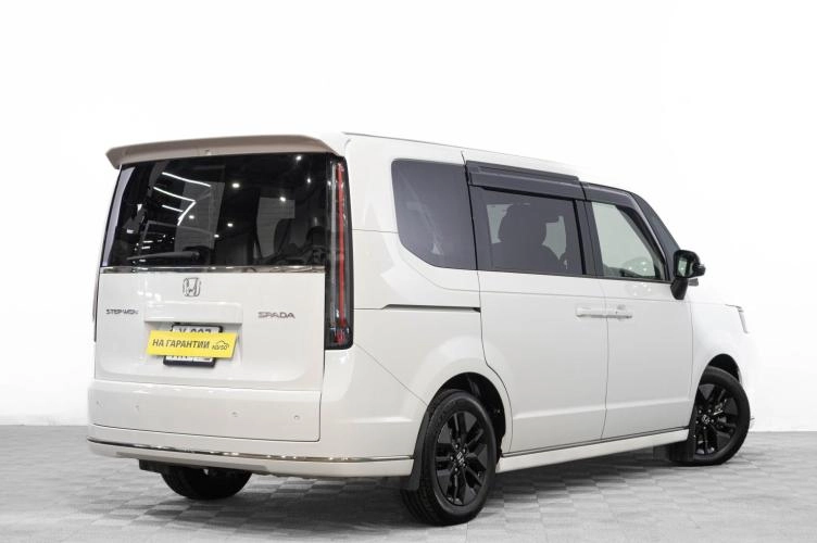 Honda Stepwgn 4 из 26