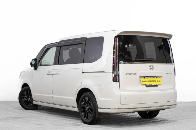 Honda Stepwgn 6 из 26