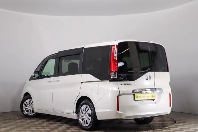 Honda Stepwgn 6 из 6