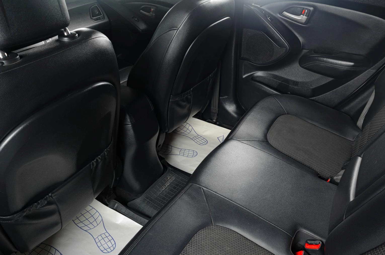 Hyundai ix35 8 из 21
