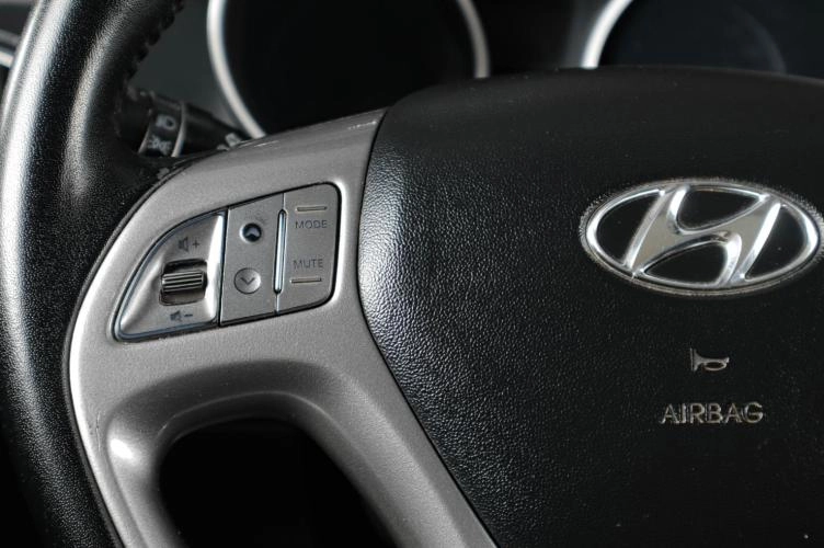 Hyundai ix35 14 из 21