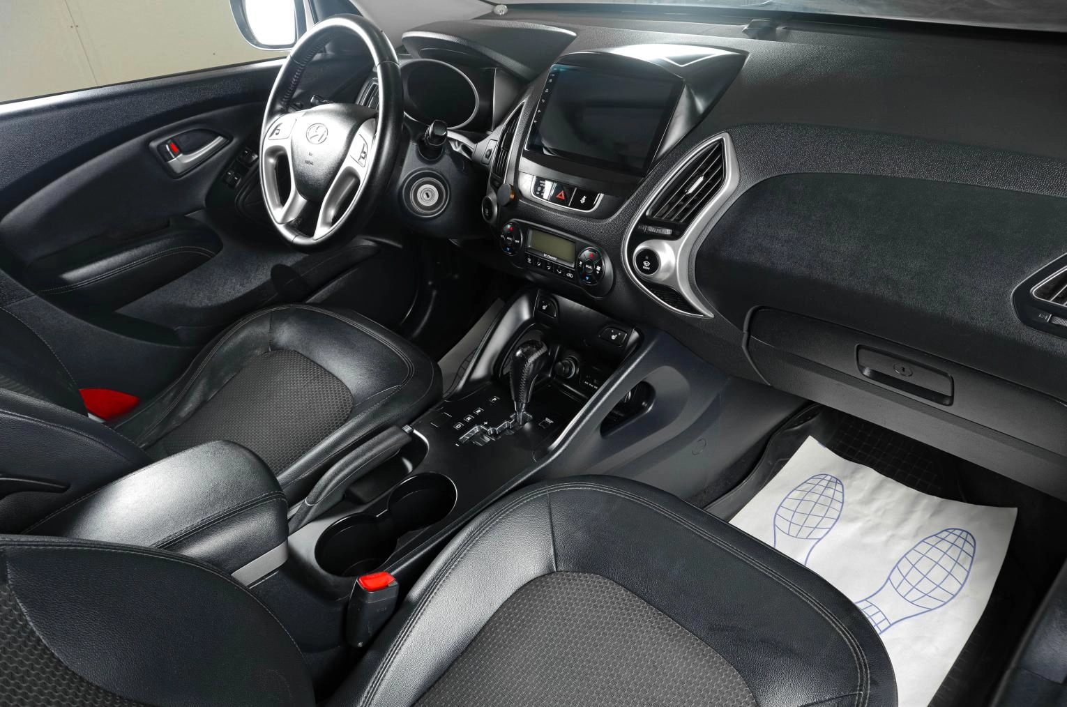 Hyundai ix35 10 из 21