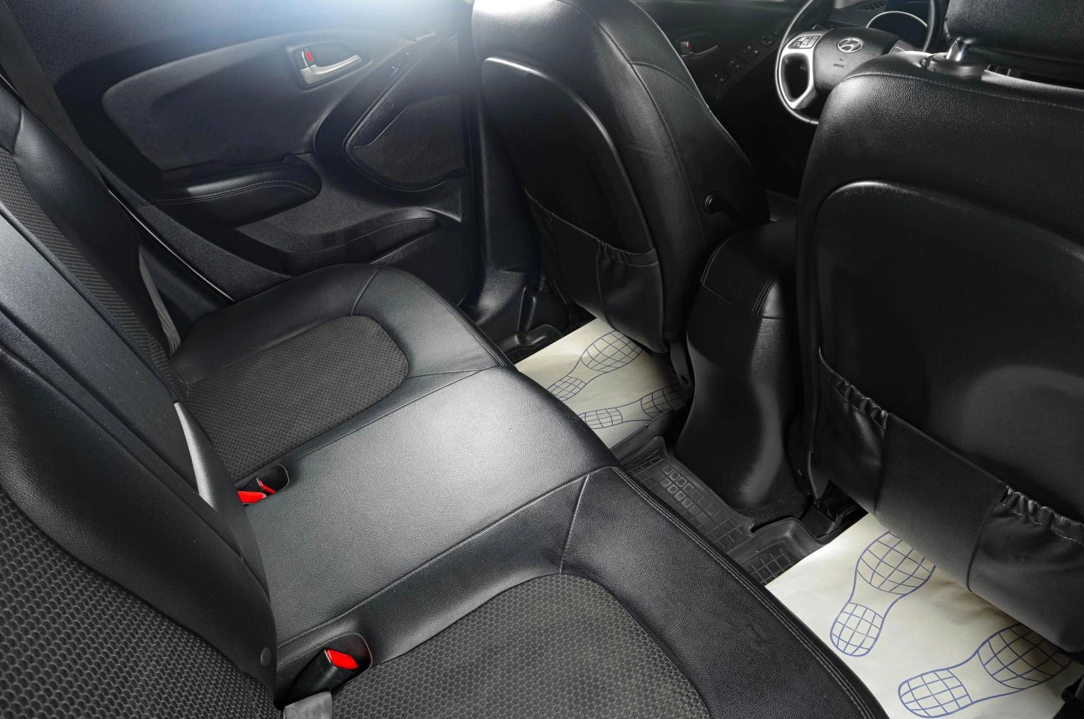 Hyundai ix35 9 из 21