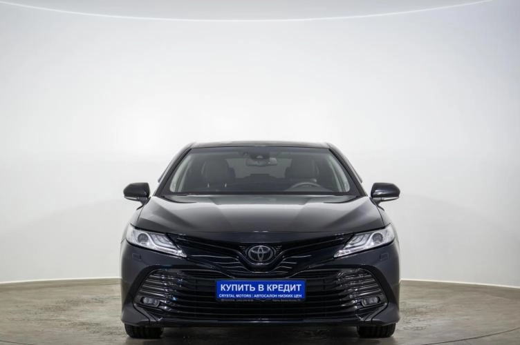 Toyota Camry 2 из 6