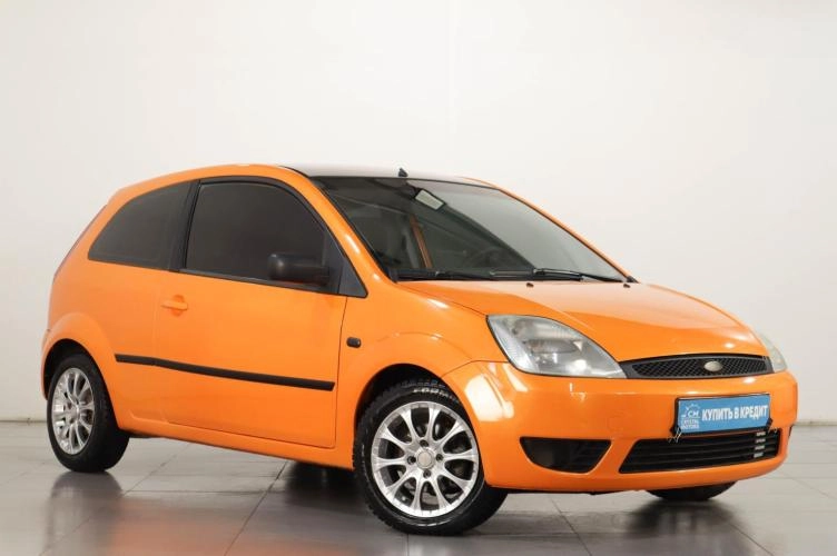 Ford Fiesta 1 из 14