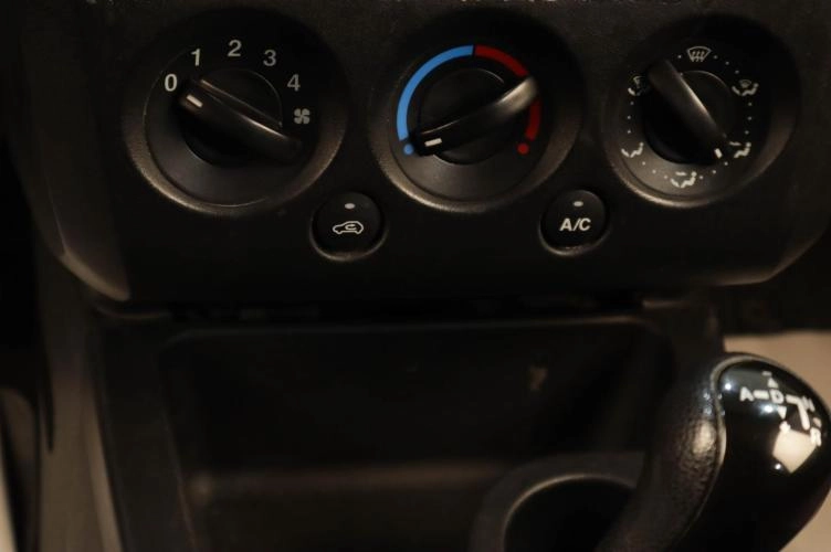 Ford Fiesta 12 из 14