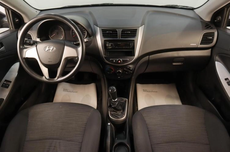Hyundai Solaris 9 из 13