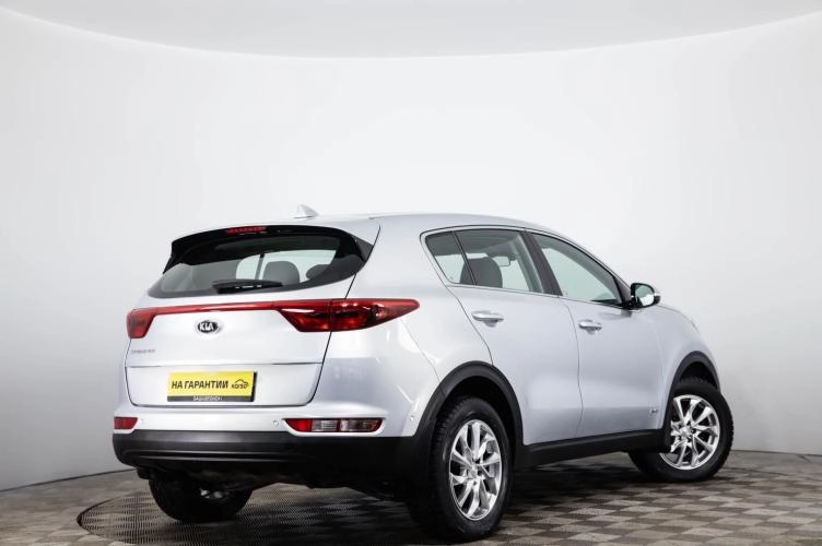 KIA Sportage 4 из 6