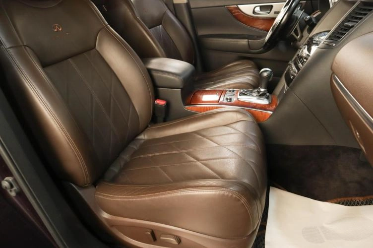 Infiniti FX30 11 из 27