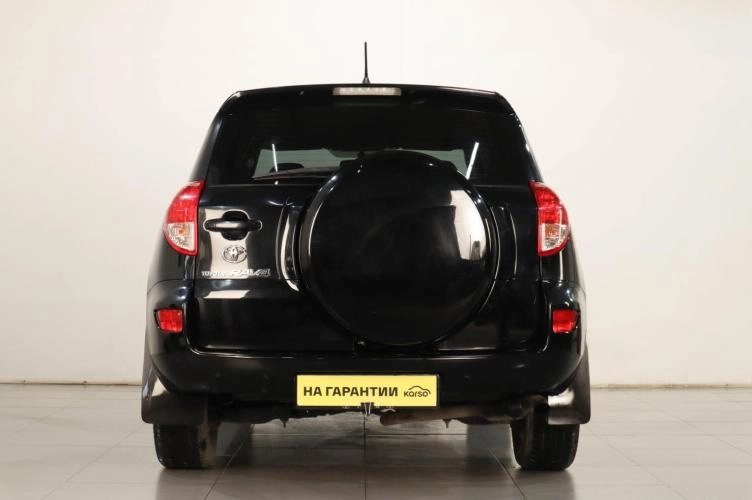 Toyota RAV4 5 из 19