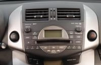 Toyota RAV4 13 из 19
