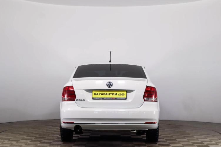 Volkswagen Polo 5 из 6