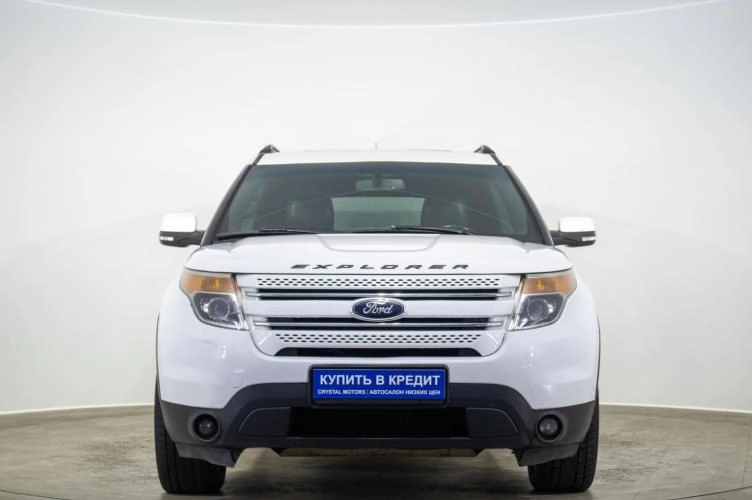 Ford Explorer 2 из 6