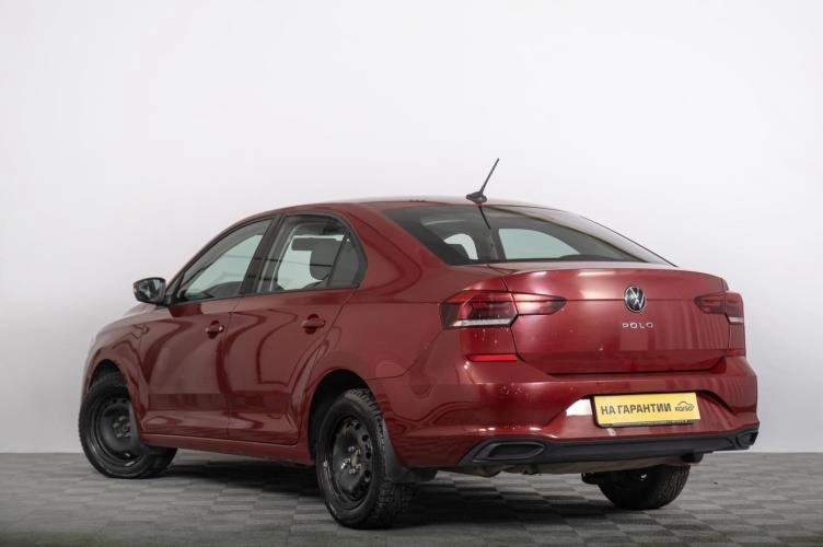 Volkswagen Polo 5 из 6