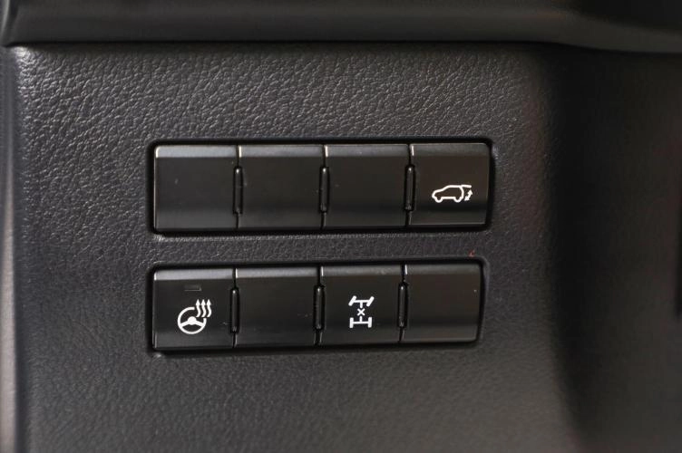 Lexus NX 16 из 18
