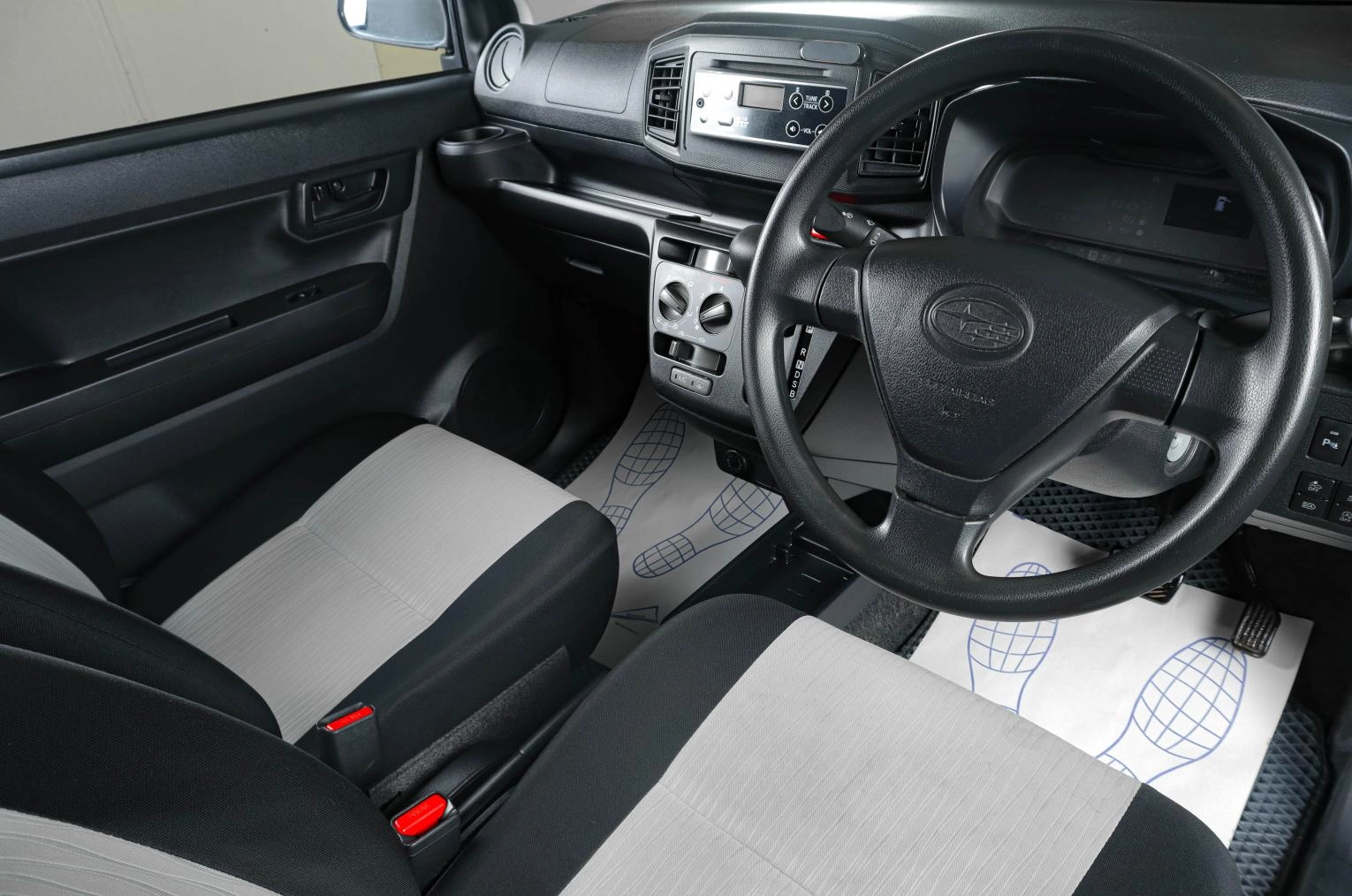 Subaru Pleo Plus 7 из 17