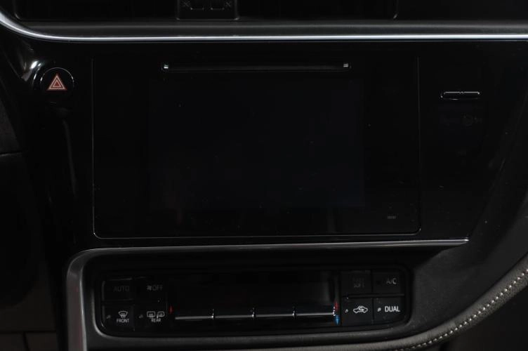 Toyota Corolla 10 из 18
