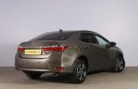 Toyota Corolla 6 из 18