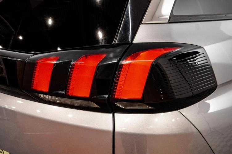 Peugeot 5008 8 из 27