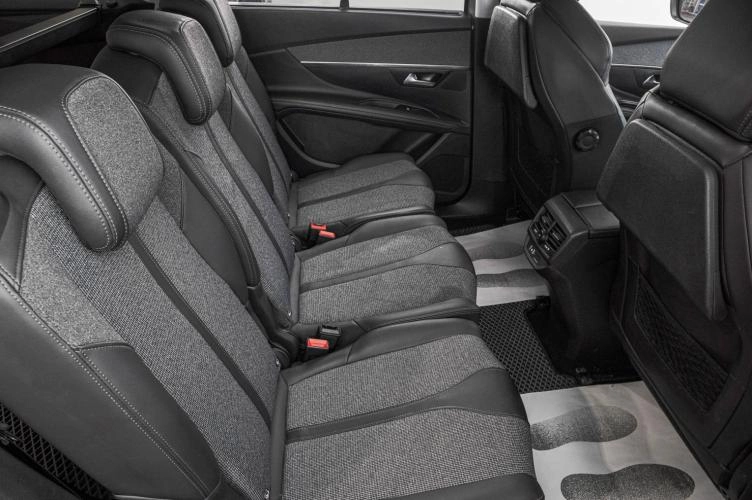 Peugeot 5008 25 из 27