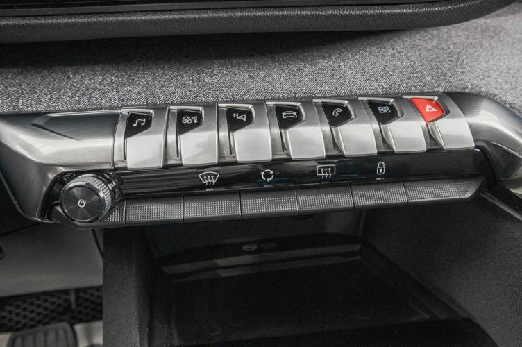 Peugeot 5008 19 из 27