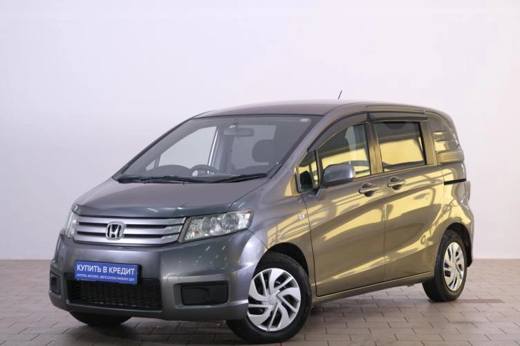 Honda Freed 3 из 6