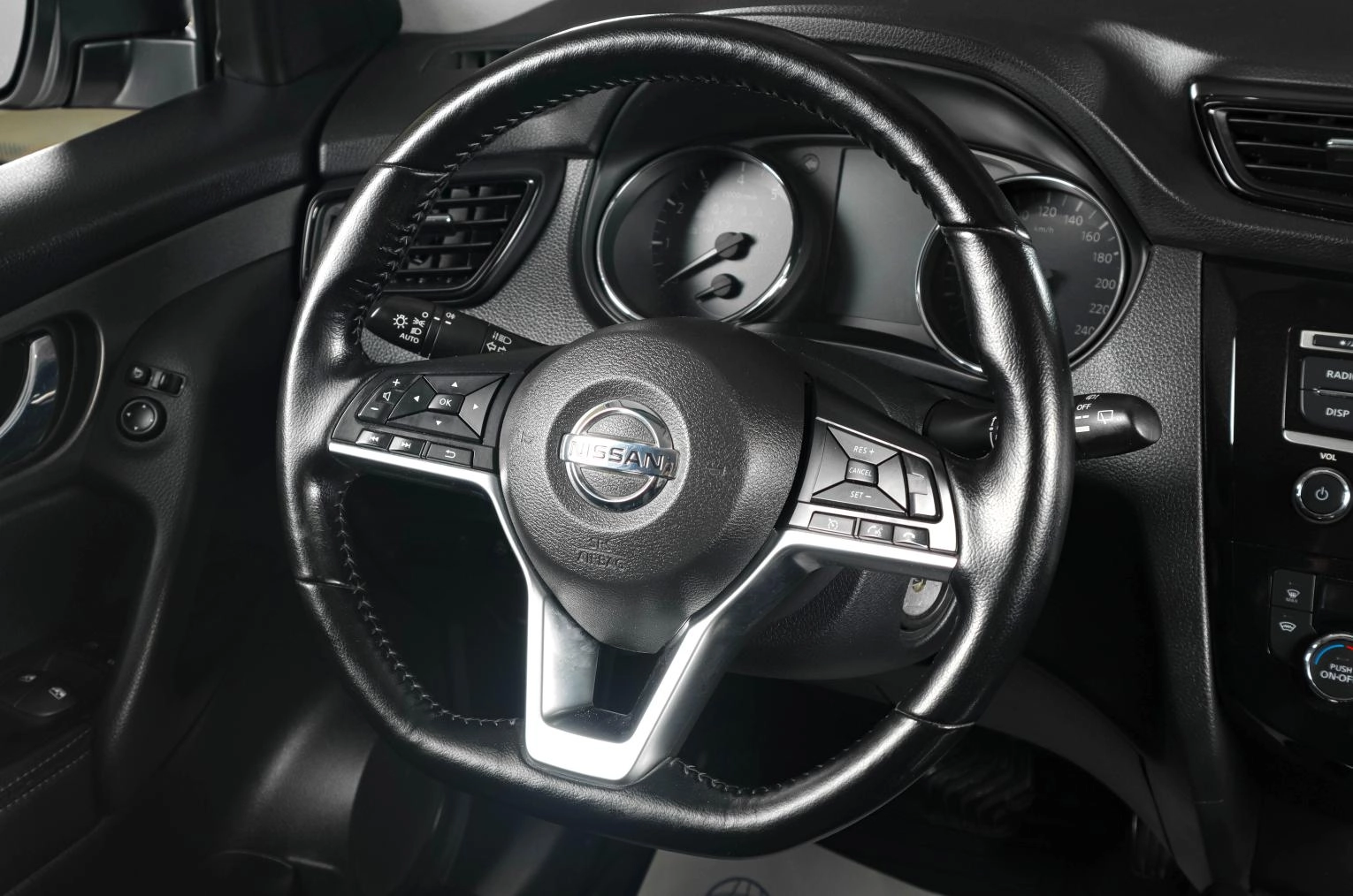Nissan Qashqai 11 из 19