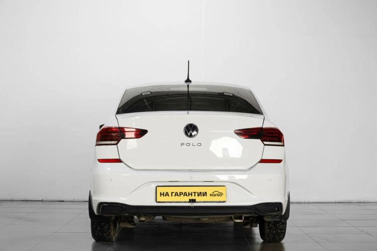 Volkswagen Polo 5 из 19