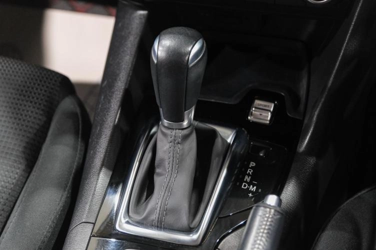 Mazda Axela 26 из 32
