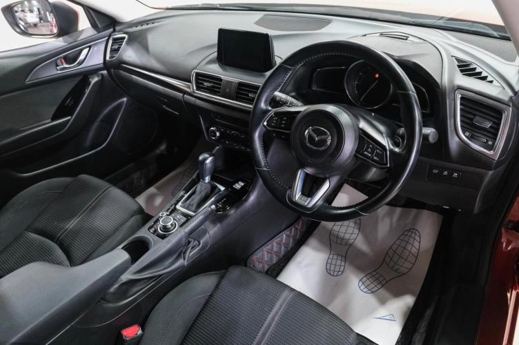Mazda Axela 13 из 32